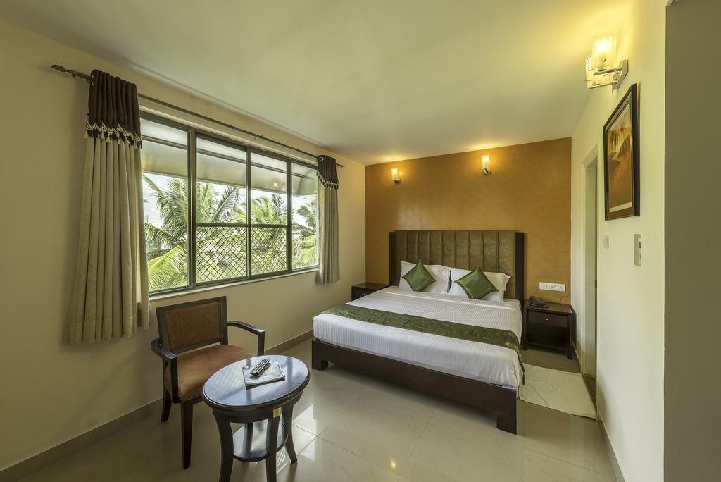 Treebo Crystal Castle Hotel Bengaluru Kültér fotó