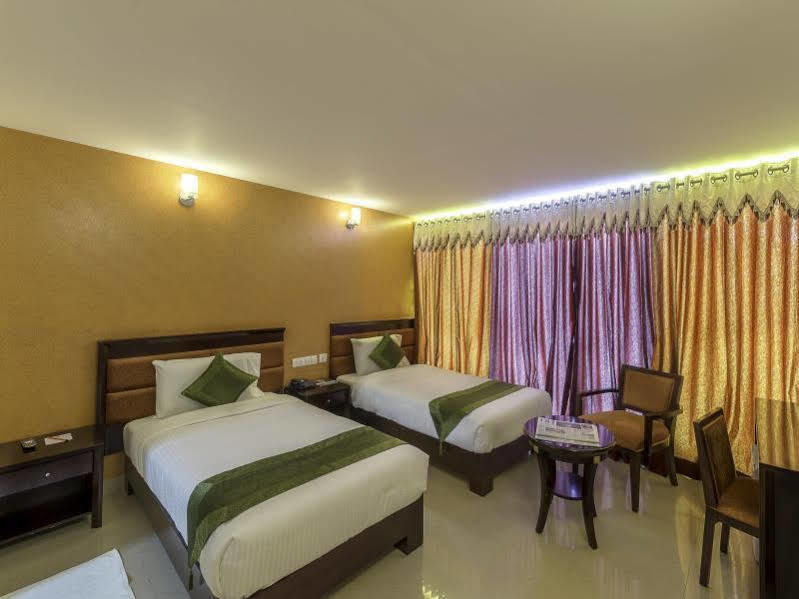 Treebo Crystal Castle Hotel Bengaluru Kültér fotó